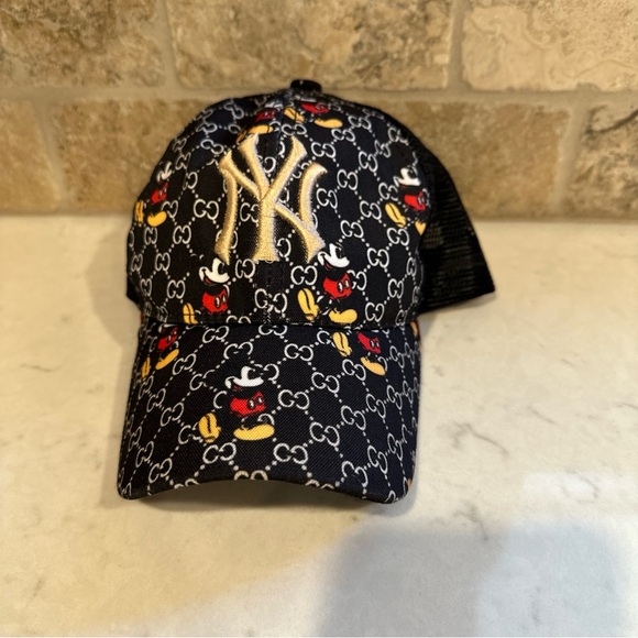 Kids Black New York Mickey Mouse Cap - Picture 2 of 6
